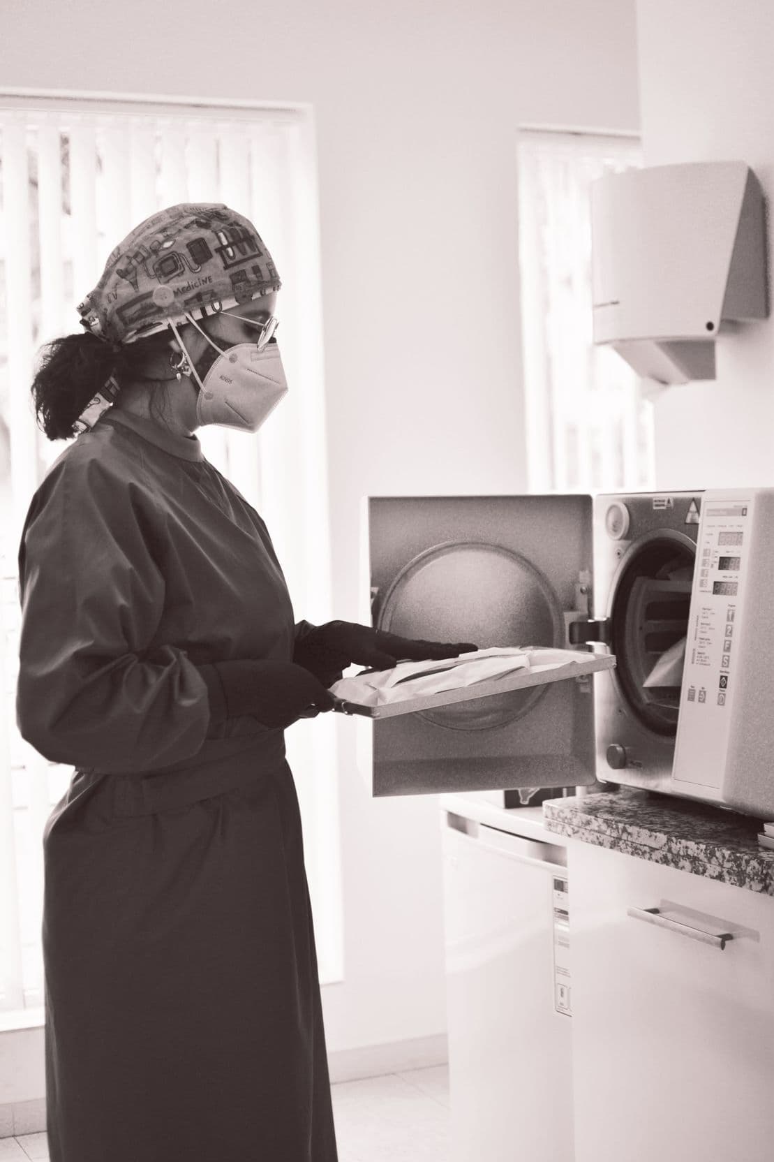 Clinica Dental París - Dr. Luis García Serrano logo